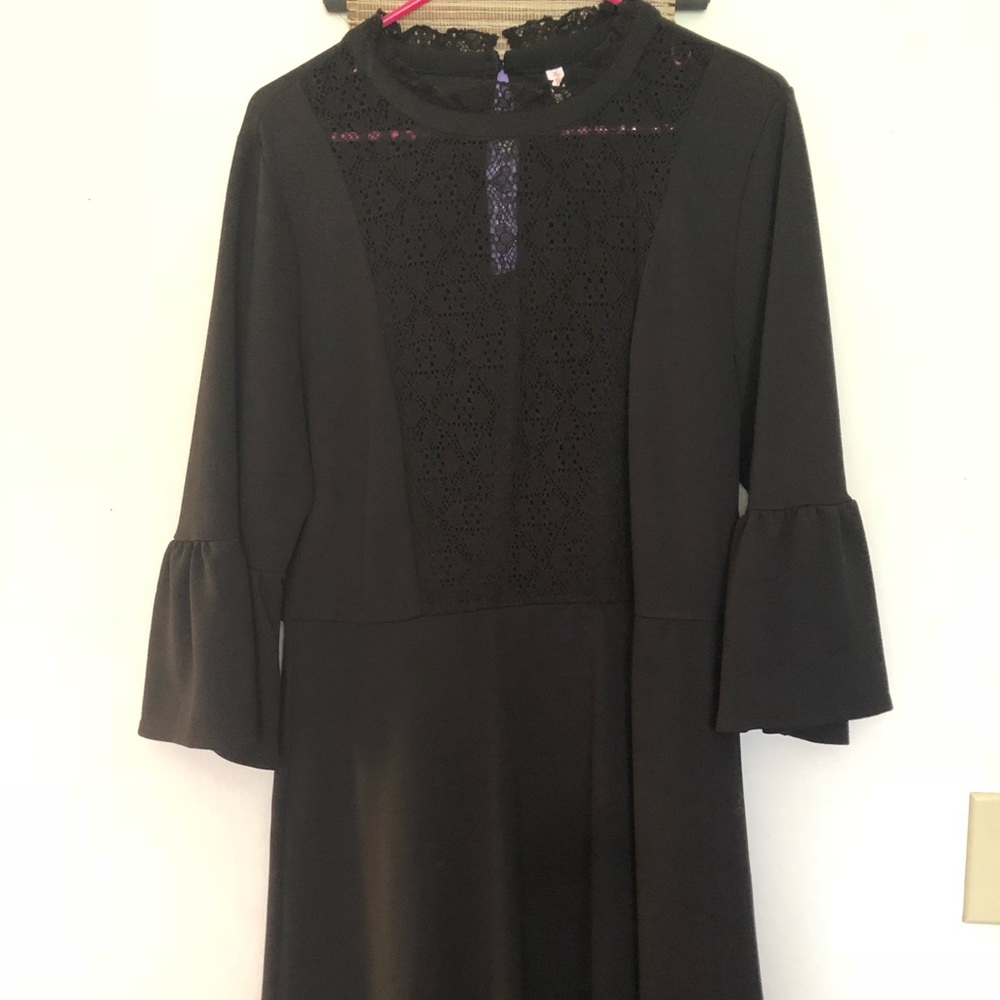 Little black dress.